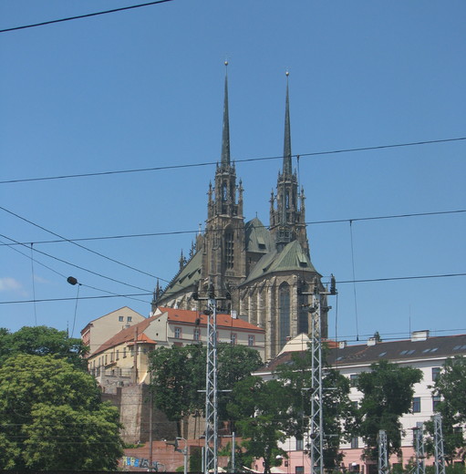 Brno - katedrála Petrov od Hlavního nádraží