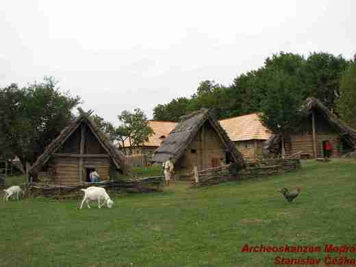 Archeoskanzen Modrá